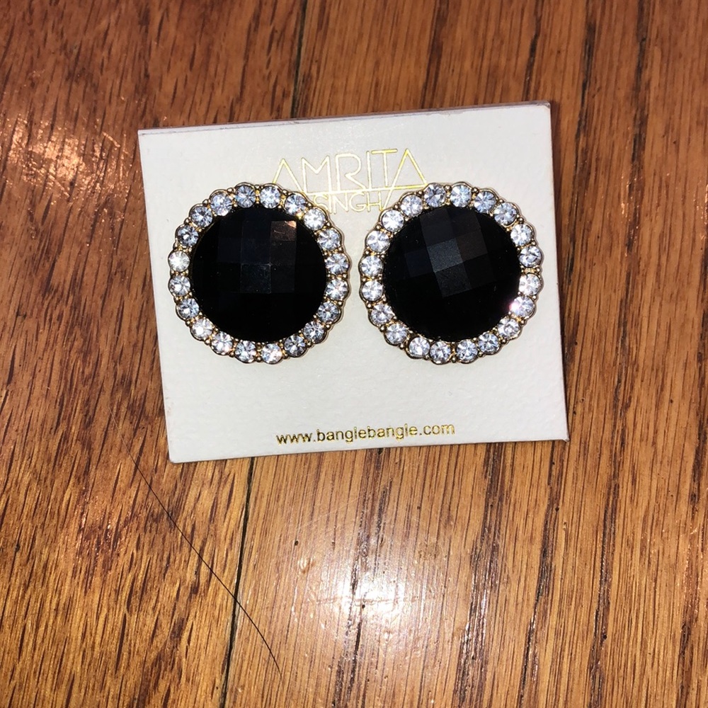NWT Amrita singh black statement earringa